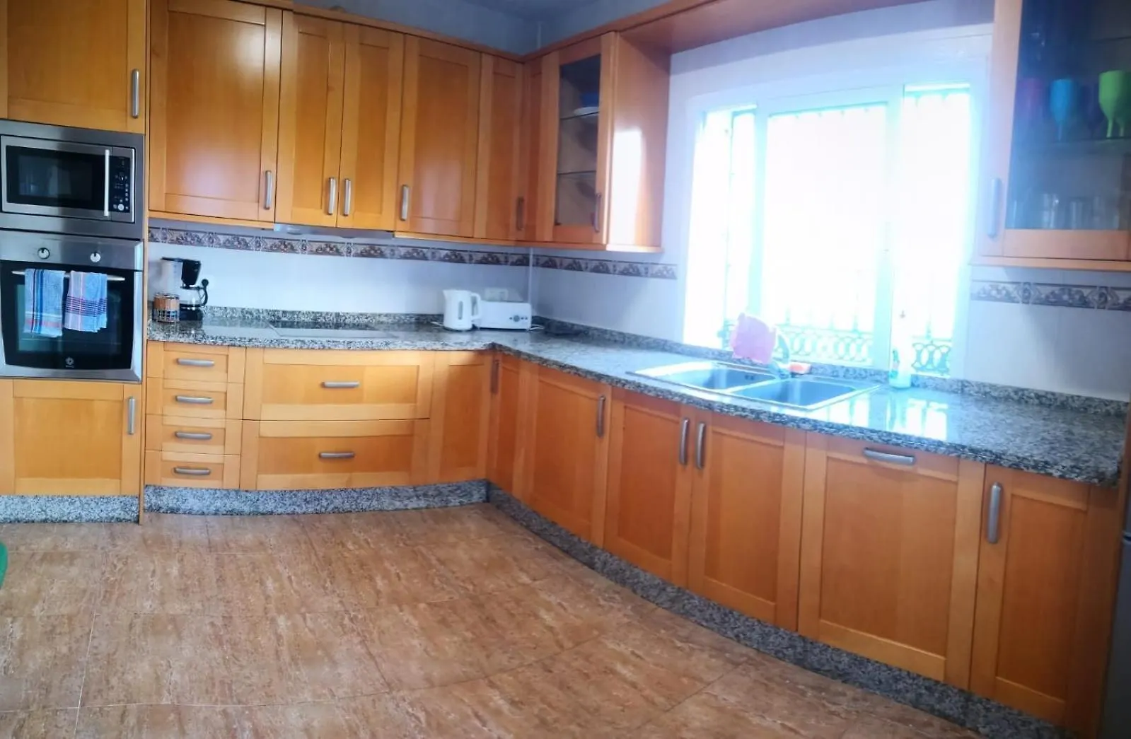 5 Bed Family Villa With Pool Nerja 0*,